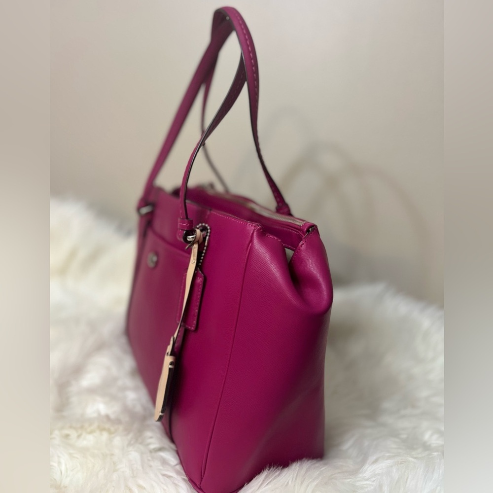Coach Fuchsia Shoulder Bag - Picture 2 of 11